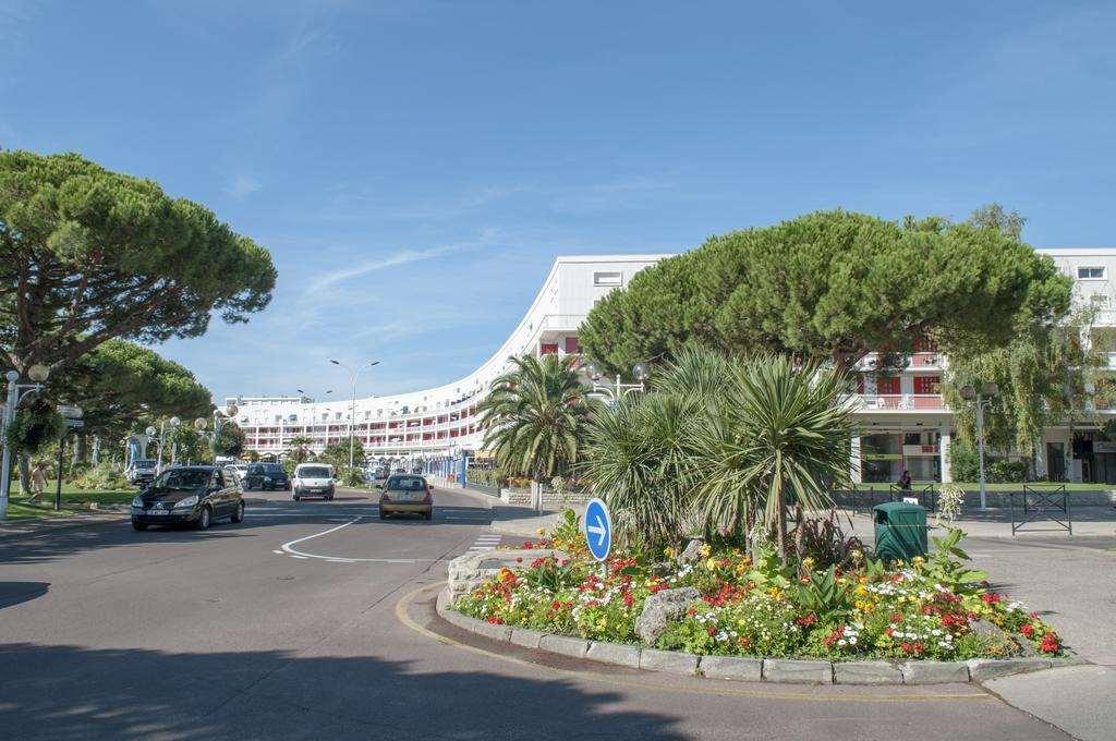 Brit Hotel Hermitage Ρουαγιάν Εξωτερικό φωτογραφία